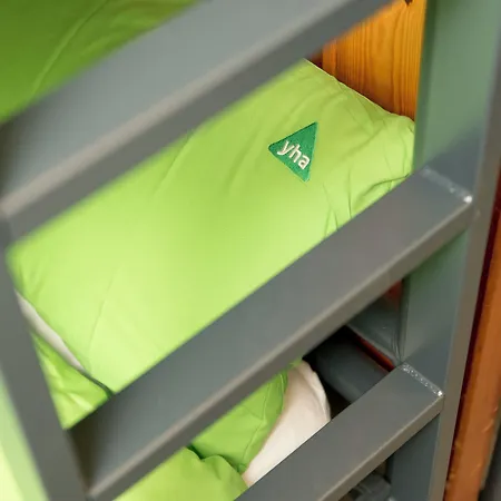 אכסניה Yha *